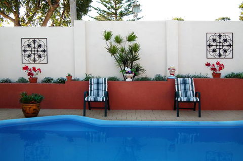 The Spanish Retreat And BnB - 24 Hrs - Accommodation Gold Coast 3