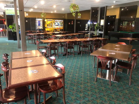 The Sportsman's Hotel - 1 Gold Coast 3