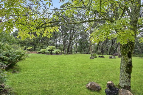 THE TEACHERS COTTAGE - Accommodation Gold Coast 1