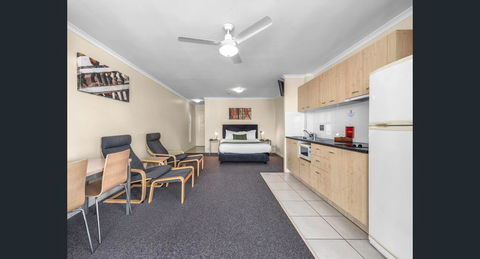 The Wellington Apartment Hotel - Accommodation Gold Coast 2