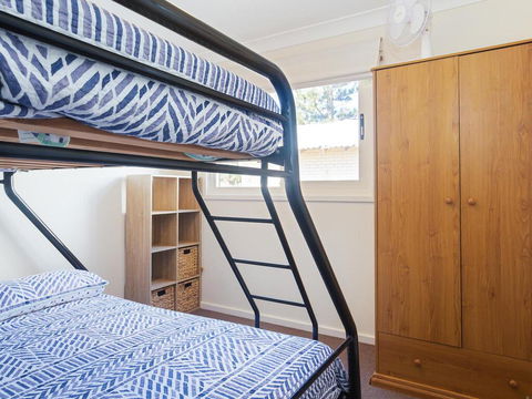 The Whale Watcher', 1/6 Birubi Lane - Waterfront Unit With Stunning Views, Level Access - Gold Coast 4U 2