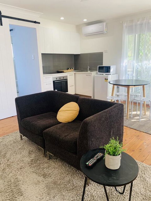 The White Picket Fence - Accommodation Gold Coast 3