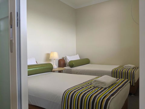 The Windsor Apartments And Hotel Rooms, Brisbane - Gold Coast 4U 1