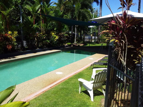 The York Beachfront Holiday Apartments - Accommodation Gold Coast 1