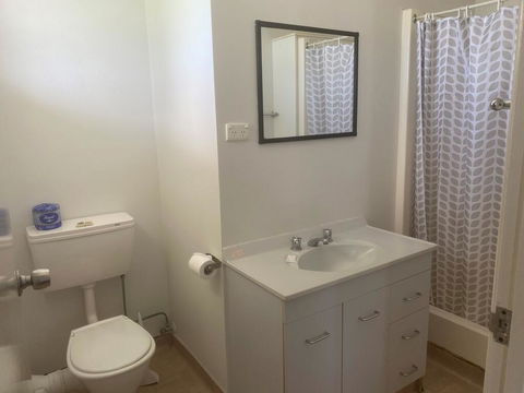 Tin Can Bay Budget Accommodation - Accommodation Gold Coast 2