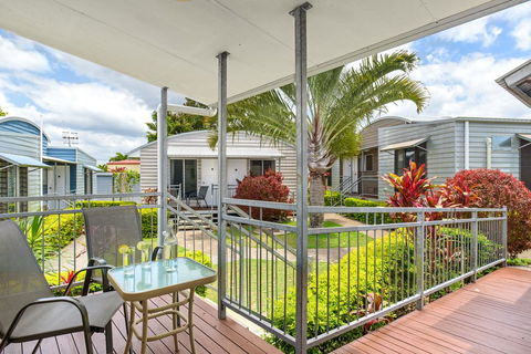 Tin Can Bay's Sleepy Lagoon Motel - Accommodation Gold Coast 0