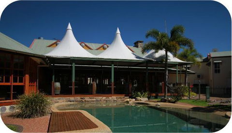 Tinaroo Lake Resort - Accommodation Gold Coast 1