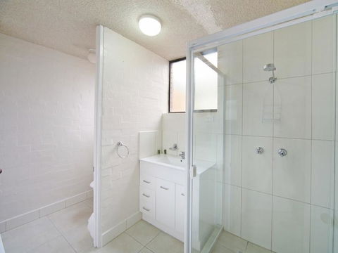 Tindarra Apartments - Accommodation Gold Coast 3