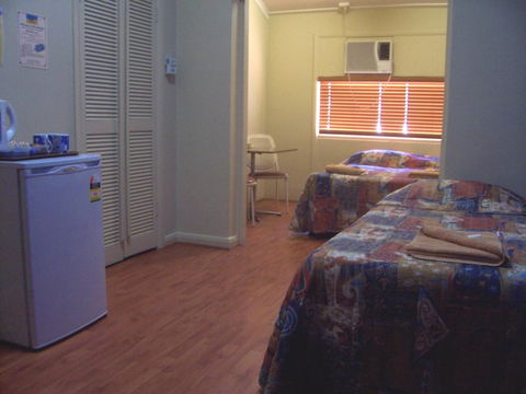 Todd Tavern - Accommodation Gold Coast 3
