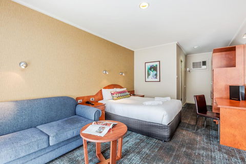 Tonsley Hotel - Accommodation Gold Coast 0