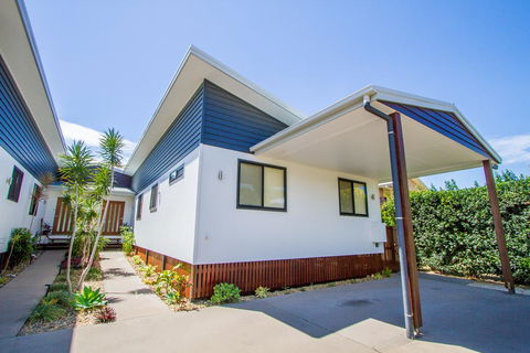Torakina - Gold Coast 4U 1