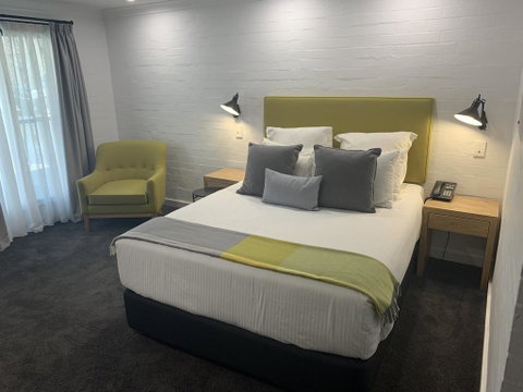 Town Square Motel - Accommodation Gold Coast 1
