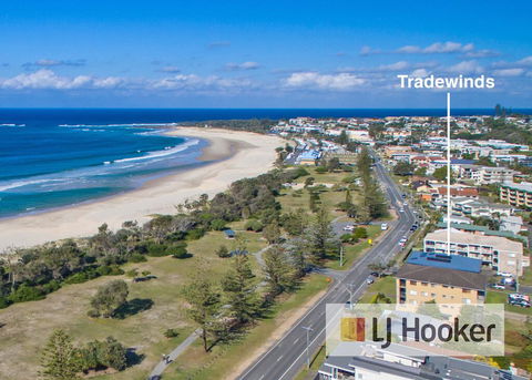 TRADEWINDS 1 - Gold Coast 4U 0