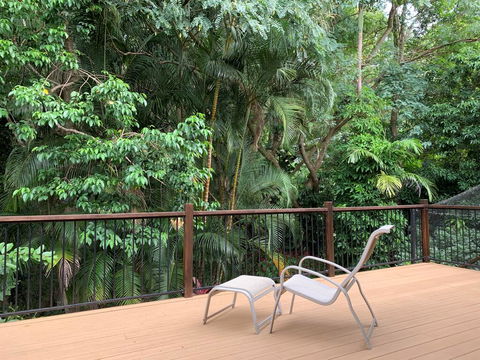 Tranquil Setting In Buderim - Gold Coast 4U 1