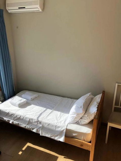 Traveler's Affordable Studio Unit (Beverly Hills) - Accommodation Gold Coast 3