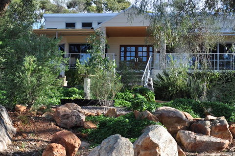Tree Lodge - Accommodation Gold Coast 0