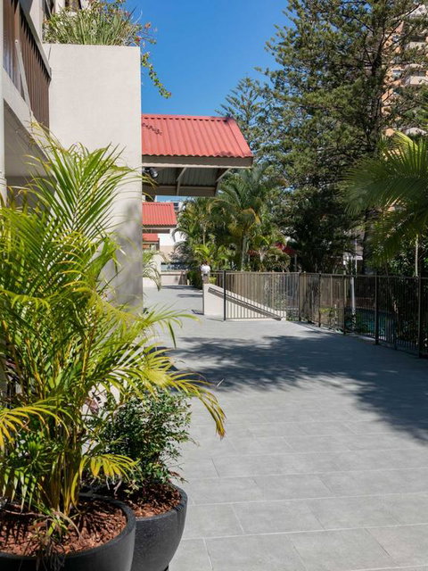 Trickett Gardens Holiday Inn - Accommodation Gold Coast 3