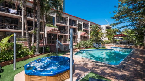 Trickett Gardens Holiday Inn - Accommodation Gold Coast 0