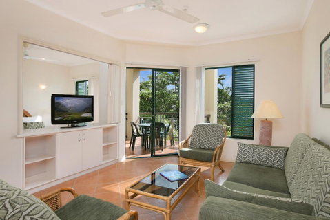 Tropic Towers Apartments - Accommodation Gold Coast 3