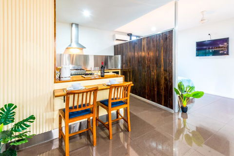 Tropic Studio, A Unique Hidden Gem! - Accommodation Gold Coast 3