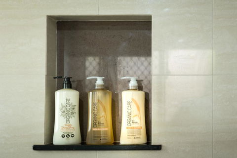 Tropic Studio, A Unique Hidden Gem! - Accommodation Gold Coast 1