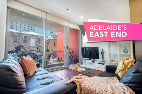 Tropicana On Bent - WiFi - Nespresso Heart Of East End - Accommodation Gold Coast 0
