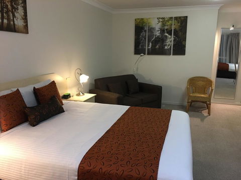 Tuckerbox Motor Inn - Accommodation Gold Coast 0