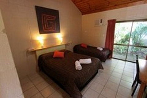 Tully Motel - 1 Gold Coast 1