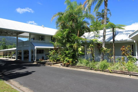 Tully Motel - 1 Gold Coast 3