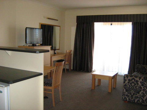 Turners Vineyard Motel - Accommodation Gold Coast 1