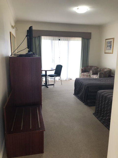 Turners Vineyard Motel - Accommodation Gold Coast 3