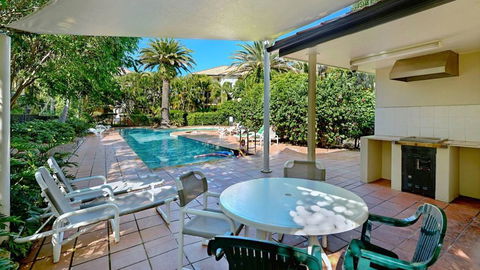 Turtle Beach Private Superior Apartment - Gold Coast 4U 2