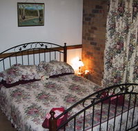 Twilight Grove Farm - Gold Coast 4U
