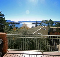Twin Seasons 4 - Lake and Mountain Views - Accommodation Gold Coast