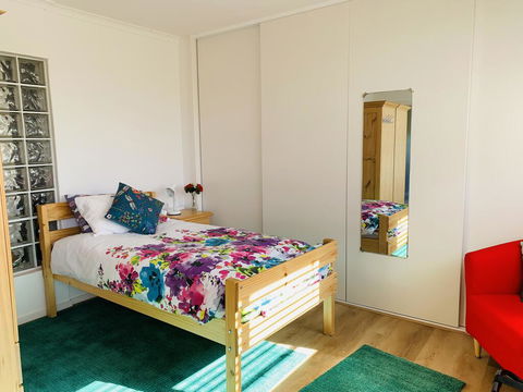 Two Dams Estate - Retreat & Relax - Gold Coast 4U 3