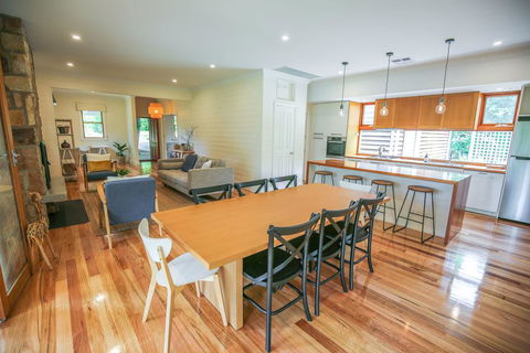 Two Oaks - Accommodation Gold Coast 1
