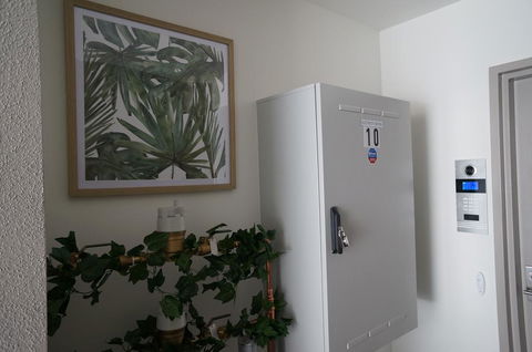 U101 Brunswick Living Brand New Deluxe Balcony Apartment Close To Airport And CBD - Gold Coast 4U 3
