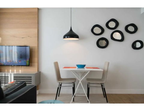 Ultrachic Executive Beach Apartment - Gold Coast 4U 1