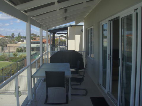 Unit 29 Ledge Point Village - 1 Gold Coast 3