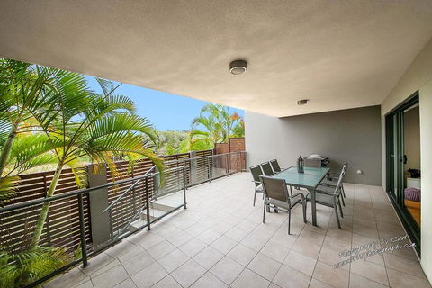 Unit 3 Loka Santi - Gold Coast 4U 0