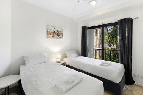 Unrivaled Ocean And City Views From Resort Style 3bed With Garden - Gold Coast 4U 1
