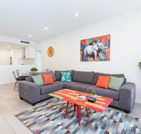 Urban Jungle Executive Apartment in Heart of CBD - Accommodation Gold Coast