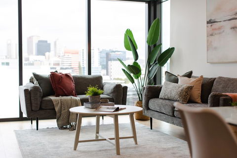 Urban Rest - Eastend - Accommodation Gold Coast 0