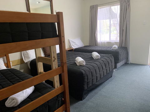 Valley View Motel - Accommodation Gold Coast 2