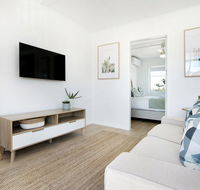 Ventura Beach Motel - 1 Bedroom - Gold Coast 4U