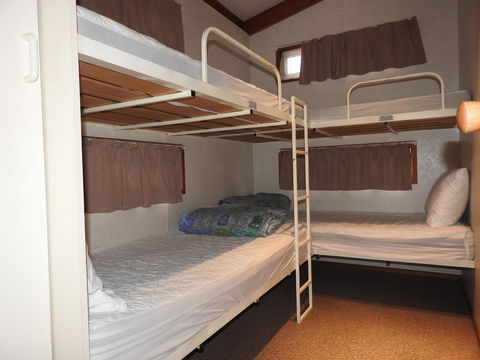 Victoria Lake Holiday Park - Gold Coast 4U 2