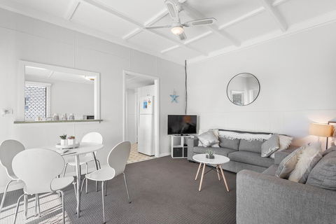 Victoria Parade, 29A - Gold Coast 4U 1