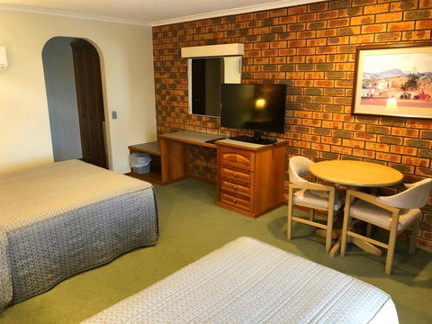 Victoriana Motor Inn - Gold Coast 4U 2