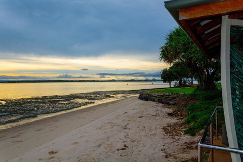 Views, Pool, Air Conditioning - Karoonda Sands Welsby Pde, Bongaree - Accommodation Gold Coast 1