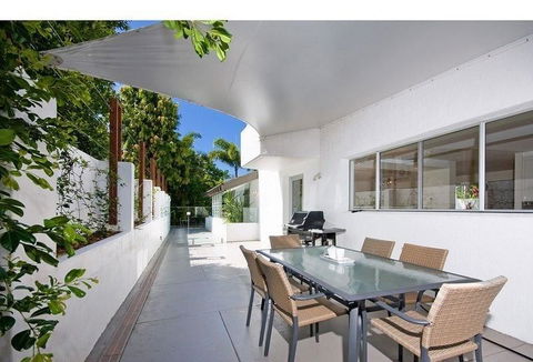 Villa Bianco - Gold Coast 4U 1